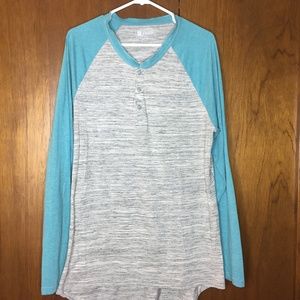 LuLaRoe Large Lounge Shirt Soft Cuddly Gray Aqua